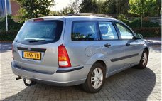 Ford Focus Wagon - 1.6-16V Trend Airco, Trekhaak