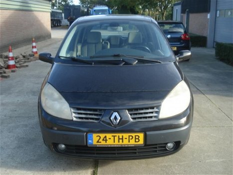 Renault Scénic - 1.9 dCi Authentique Comfort Koppeling defect - 1