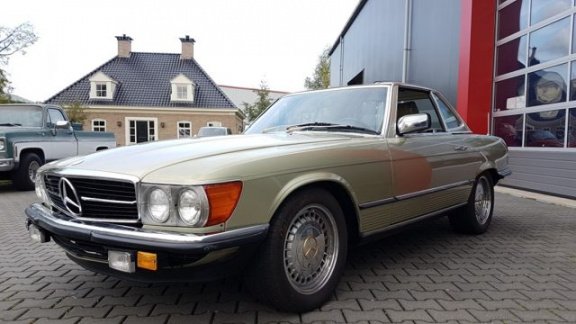 Mercedes-Benz 280 - SL - 1