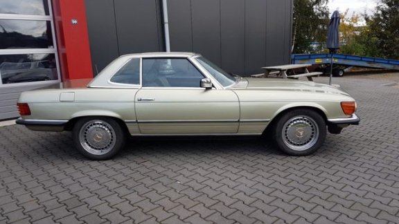 Mercedes-Benz 280 - SL - 1