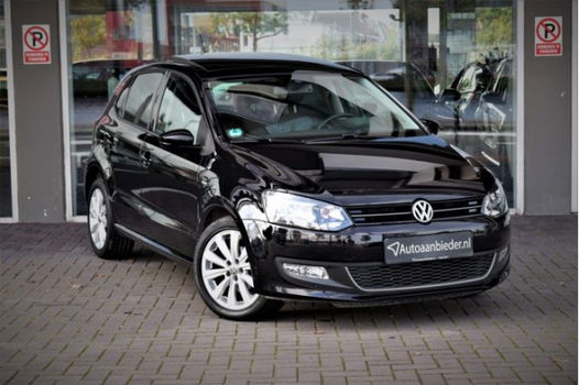 Volkswagen Polo - 1.2 Match / 1e hands / Dealer ond. / Panorama - 1