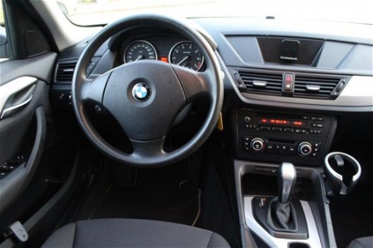 BMW X1 - SDrive18i Nette auto, met goede km stand - 1