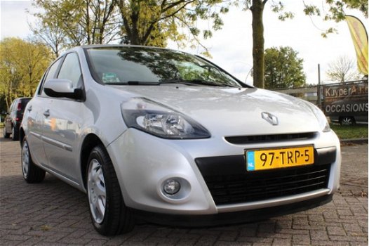 Renault Clio - 1.5 dCi Authentique 5 drs *airco*cruise control - 1