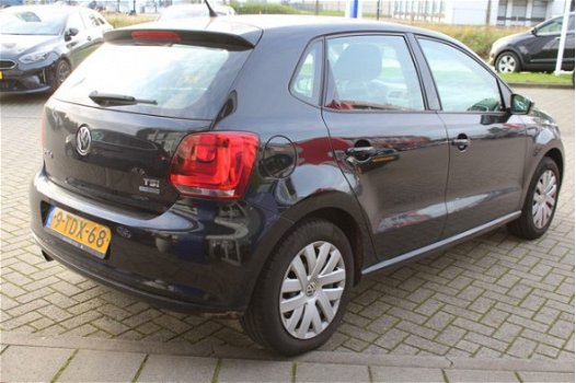 Volkswagen Polo - 1.2 TSI BlueMotion Edition 5 drs airco BlueT. v.a. € 139, - p/m 0492-588956 - 1