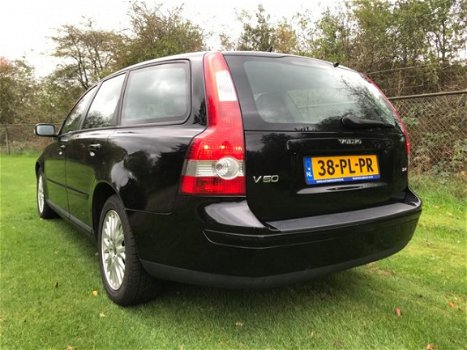 Volvo V50 - 2.4 Momentum *APK 11-2020 *voll. onderh. *NAP - 1