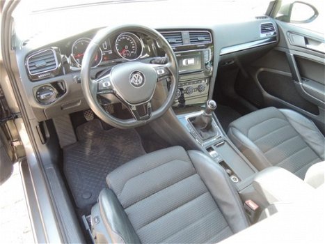 Volkswagen Golf - 2.0 TDI 150PK HIGHLINE - 1