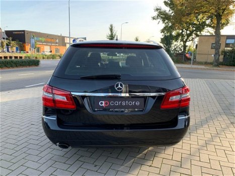 Mercedes-Benz E-klasse Estate - 250 CGI Business Class Avantgarde W1013 - 1