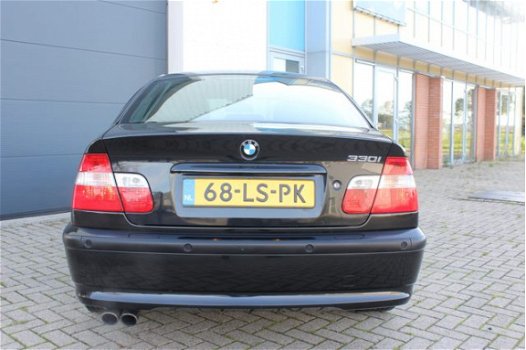 BMW 3-serie - 330i AUT Special Executive, Youngtimer, Leer, Xenon, PDC - 1