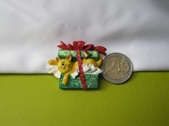 Broche kunststof poes/kat in groene glitter cadeau doos 4.8x3.9 cm. - Afbeelding 6
