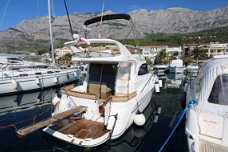 Galeon 330 Fly