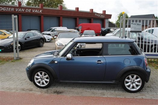 Mini Mini One - 1.4 Business Line AIRCO NAVIGATIE LUXE UITVOERING - 1