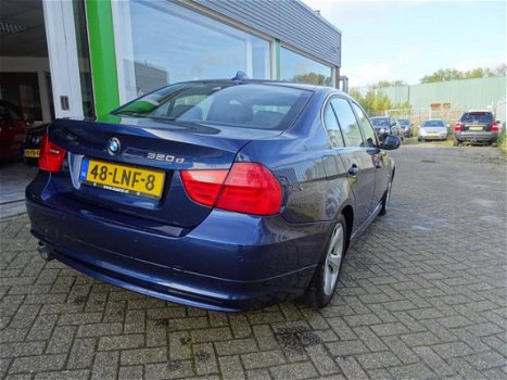 BMW 3-serie - 320d Efficient Dynamics Edition Business Line - 1