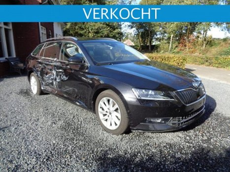 Skoda Superb - 2.0 TDI SCR DSG Style Pano Xenon Stoever - 1