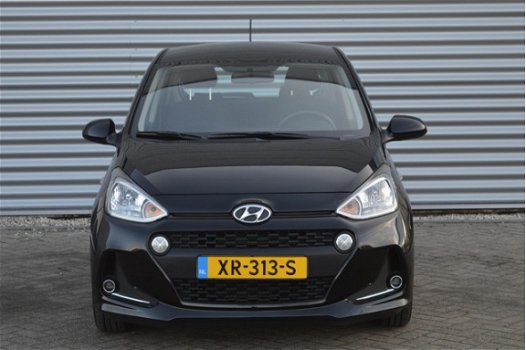 Hyundai i10 - 1.0i 66pk Comfort (NAVI, PDC) - 1