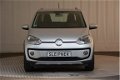 Volkswagen Up! - Cross UP 75PK / Navi / LMV / Stoelverwarming - 1 - Thumbnail