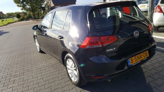 Volkswagen Golf - 1.6 TDI Comfortline BlueMotion - 1