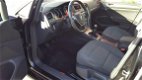 Volkswagen Golf - 1.6 TDI Comfortline BlueMotion - 1 - Thumbnail