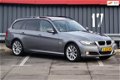 BMW 3-serie Touring - 318i High Executive Leer Navi Panorama Xenon 17