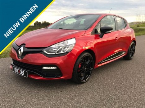 Renault Clio - 1.6 R.S. Aut 200pk 2013 Met PDC/Climate/Elek pakket - 1