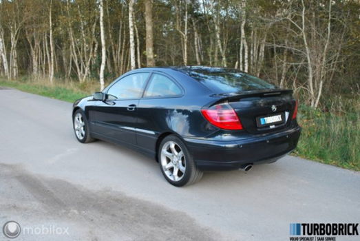 Mercedes-Benz C-klasse Sportcoupé - 180K | Navi | PDC | Climate | Cruise - 1