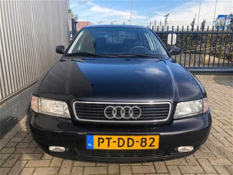 Audi A4 - 2.6 Comfort CLIMATE / 144679 KMSTAND / NETTE AUTO - 1