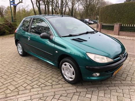 Peugeot 206 - 1.1 XN 2001 - 1