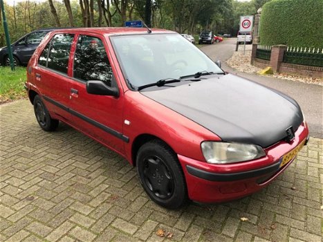 Peugeot 106 - 1.1 Accent door inruil verkregen - 1