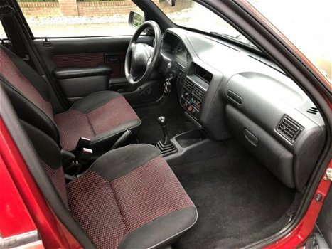 Peugeot 106 - 1.1 Accent door inruil verkregen - 1