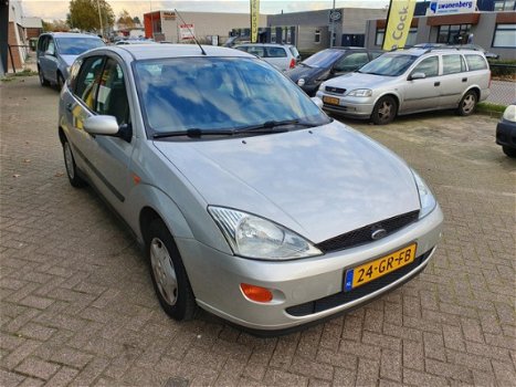 Ford Focus - 1.4-16V Trend - 1