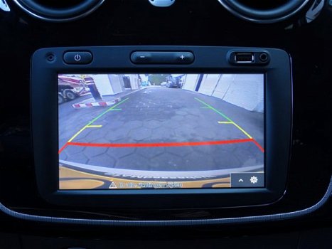 Dacia Sandero - TCe 90pk Tech Road Camera, Navig., Parkeer sens - 1