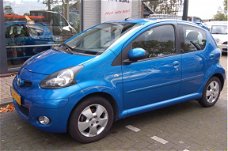 Toyota Aygo - 1.0-12V Dynamic Blue