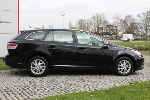 Toyota Avensis Wagon - 1.8 VVT-i Comfort - 1