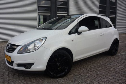 Opel Corsa - 1.4-16V Color Edition - 1