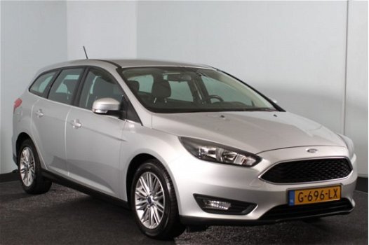 Ford Focus Wagon - 1.0 Ecoboost 125pk app connect (nav) | PDC | Airco | LM - 1