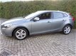 Volvo V40 - T2 SUMMUM - 1 - Thumbnail