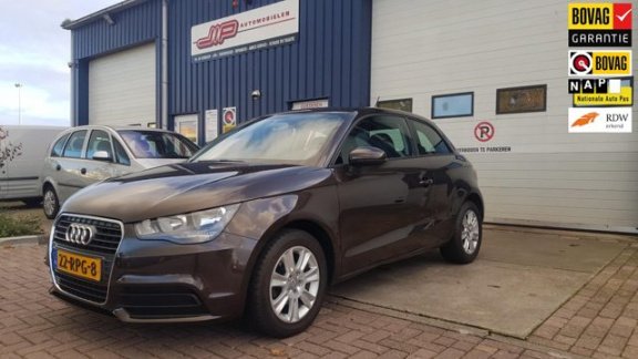 Audi A1 - 1.2 TFSI Attraction Pro Line Business Airco, navigatie, lichtmetalen velgen, NAP, bruin me - 1