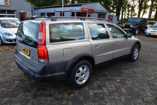 Volvo V70 Cross Country - 2.4 T Geartr. Comf - 1