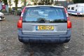 Volvo V70 Cross Country - 2.4 T Geartr. Comf - 1 - Thumbnail