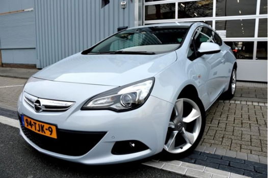 Opel Astra GTC - 1.4 Turbo Sport 150PK PDC/NAVI/XENON/OPC-Line - 1