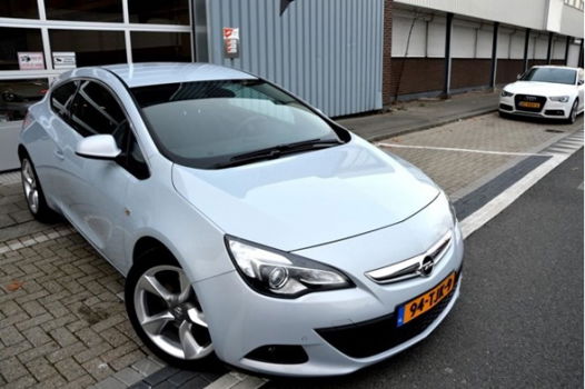 Opel Astra GTC - 1.4 Turbo Sport 150PK PDC/NAVI/XENON/OPC-Line - 1