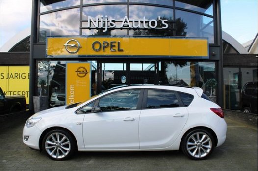 Opel Astra - 1.4i Turbo Edition+ - 1