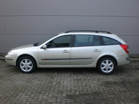 Renault Laguna Grand Tour - 1.8-16V Expression - 1