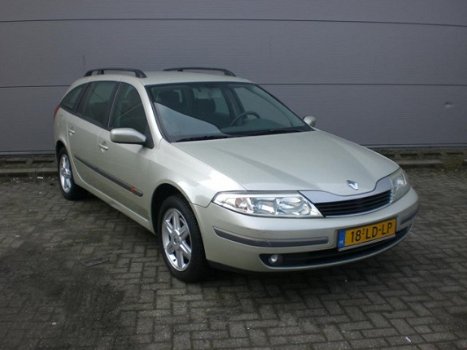 Renault Laguna Grand Tour - 1.8-16V Expression - 1