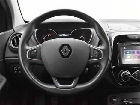 Renault Captur - TCe 90 Intens // Navi / Climate control / Parkeersensoren / LED verlichting - 1