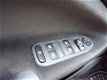 Citroën C5 - 2.0-16V LIGNE BUSINESS / VOL AUTOMAAT / CLIMATE CONTROL / CRUISE CONTROL / ELEK PAKKET - 1 - Thumbnail