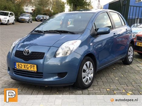 Toyota Yaris - 1.3 VVTi Sol MMT Automaat GARANTIE/AIRCO/5 DEURS/ELEKTR. RAMEN/CENTR. VERGR. rijklaar - 1