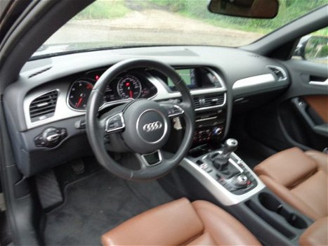 Audi A4 Avant - 2.0 TDI ULTRA SP. ED.PANO/XEN/NAVI/LMV/LEDER - 1