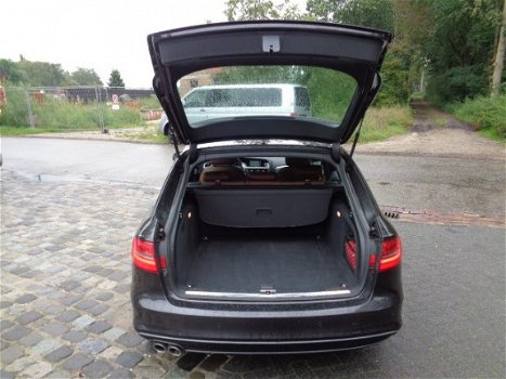 Audi A4 Avant - 2.0 TDI ULTRA SP. ED.PANO/XEN/NAVI/LMV/LEDER - 1