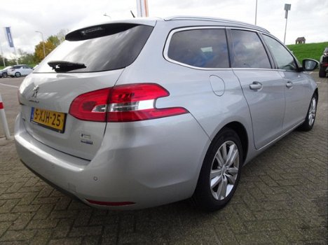 Peugeot 308 SW - 1.6 BlueHDI Blue Lease Executive Van 1ste Eig en navigatie en carkit en panoramadak - 1