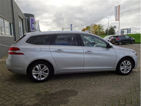 Peugeot 308 SW - 1.6 BlueHDI Blue Lease Executive Van 1ste Eig en navigatie en carkit en panoramadak - 1